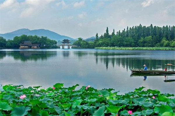 浙江十大景点排行榜：普陀山上榜，第八是千年古镇