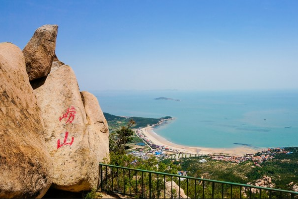 山东十大冬季旅游好去处,趵突泉名副其实，泰山令人向往