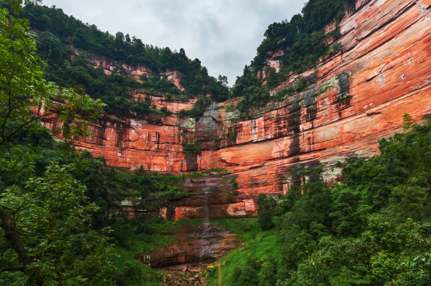 世界丹霞之冠：佛光岩(国家5A级旅游景区)