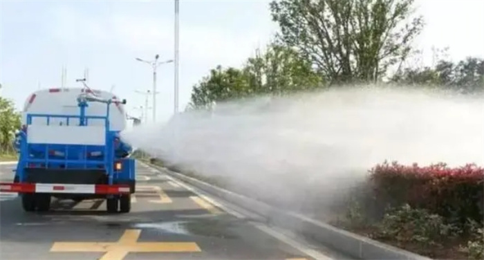 全国各地的洒水车，为啥背景音乐都出奇一致？就不能换个其他的吗