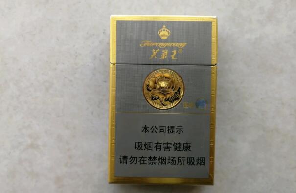 芙蓉王多少钱一包?硬芙蓉王25元(性价比很不错)