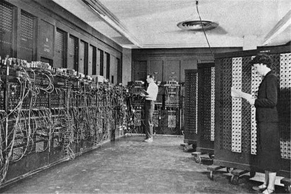 第一台电子计算机叫什么：Eniac（1946年诞生）