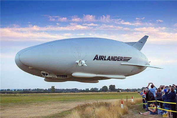 世界最大的飞行器 英国军方研制的Airlander