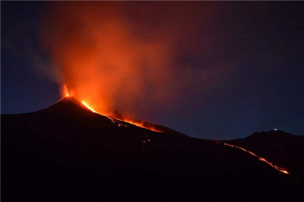 世界上最多火山的地方 “火山之国”印度尼西亚