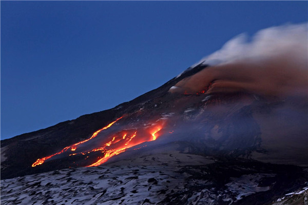 世界上最爆发最频繁的活火山 埃特纳火山（位于意大利）