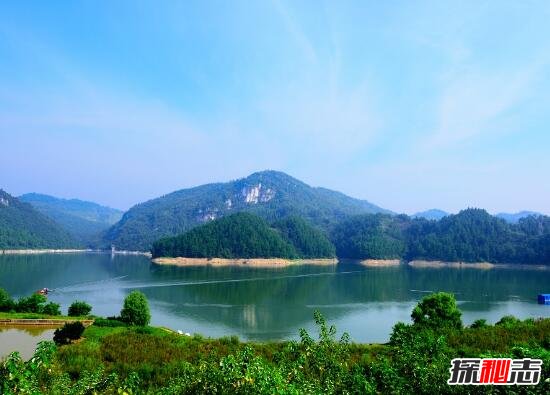 桂林阳朔神秘消失的湖，犀牛湖一夜间消失(水底有暗河)