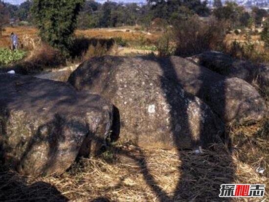 在凉山州大石墓发掘两万具遗骸，历史上神秘消失的邛都人